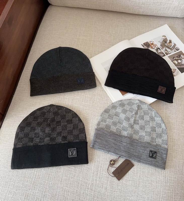 LV hat 010708